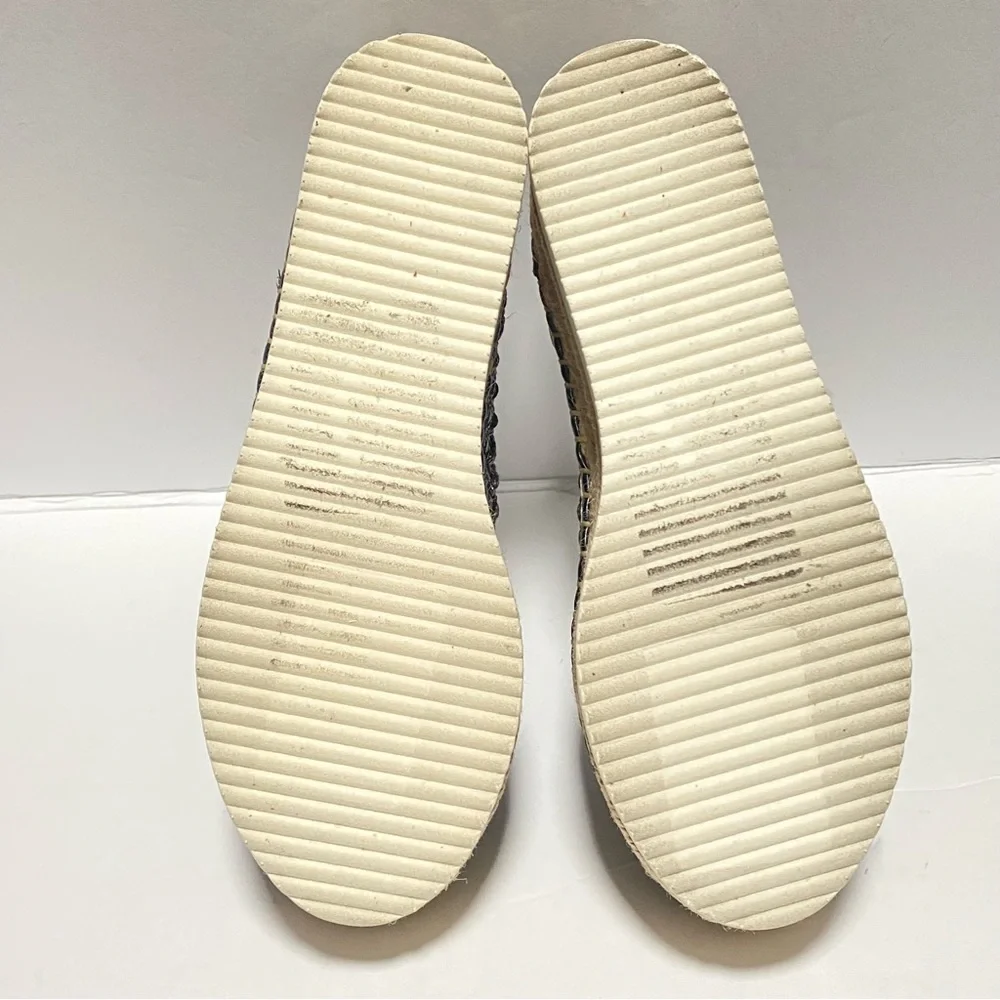 VINCE CAMUTO ESPADRILLES